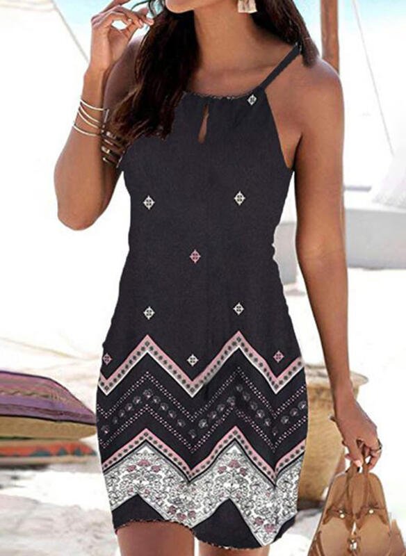 Sukienka mini dopasowana na ramiączkach